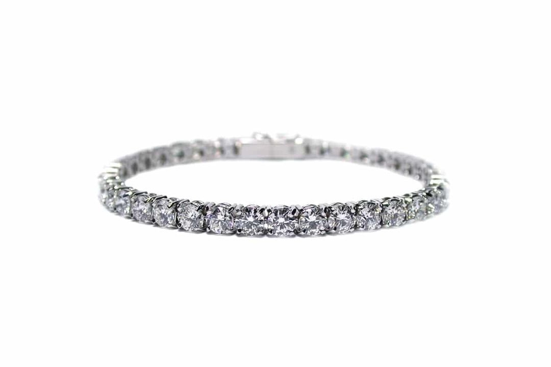 Why are Diamond Bracelets called Tennis Bracelets?