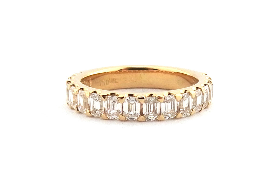 18ct yellow gold emerald cut diamond wedding ring