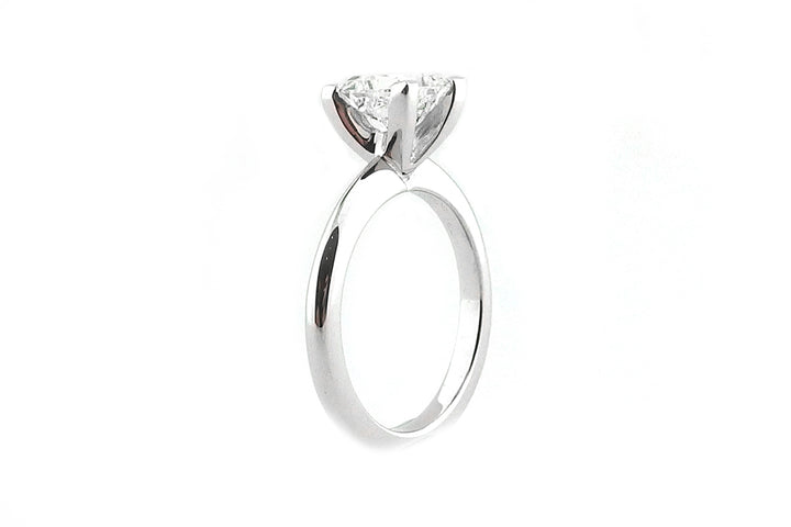 Princess cut diamond ring