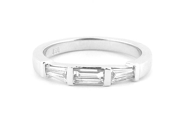 Baguette and taper baguette ring