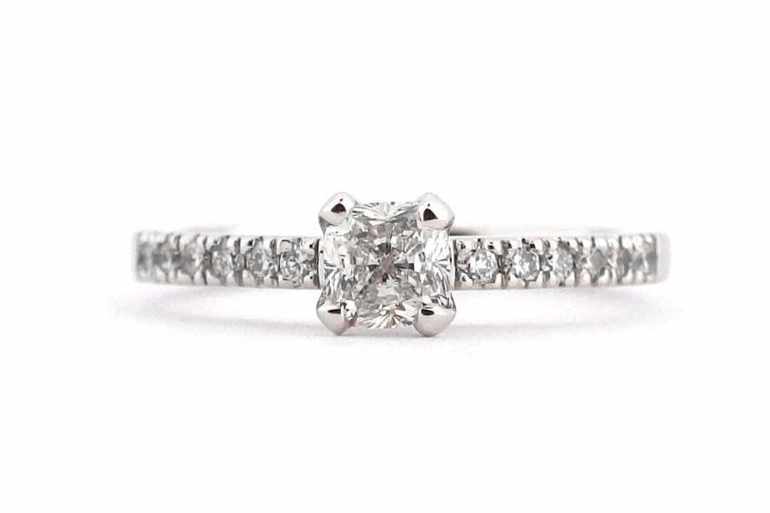 Cushion cut diamond ring