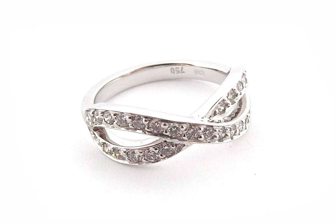 Eternity symbol diamond ring