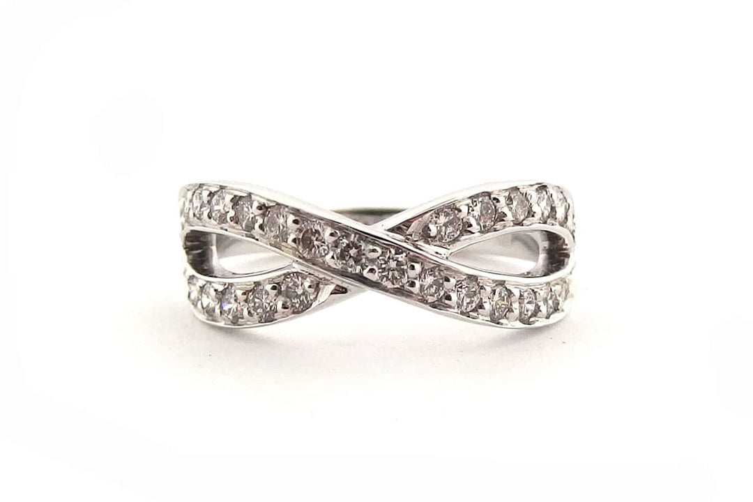 Eternity symbol diamond ring