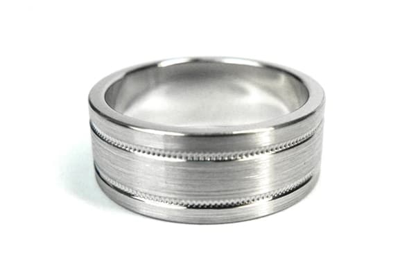 Men's wedding band with a double milgrain detail