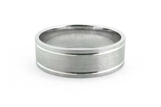 Men's wedding band with polished grooves