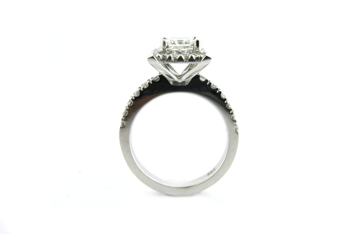 Princess cut diamond halo ring