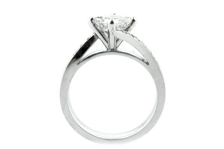 Princess cut diamond ring set on the diagonal with a twisted band