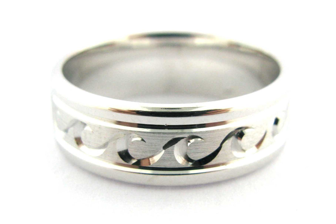 Wave pattern men's wedding ring